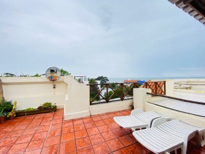 Apartamento ID.2222 - Apartamento 3 dormitorios 2 baños a metros del mar.