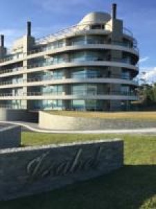 Apartamento ID.2291 - Apartamento Primera Fila Playa Mansa + Venta