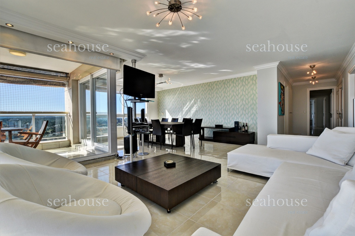 Apartamento Ref.245 - Le Jardin Punta del Este Apartamento en Venta
