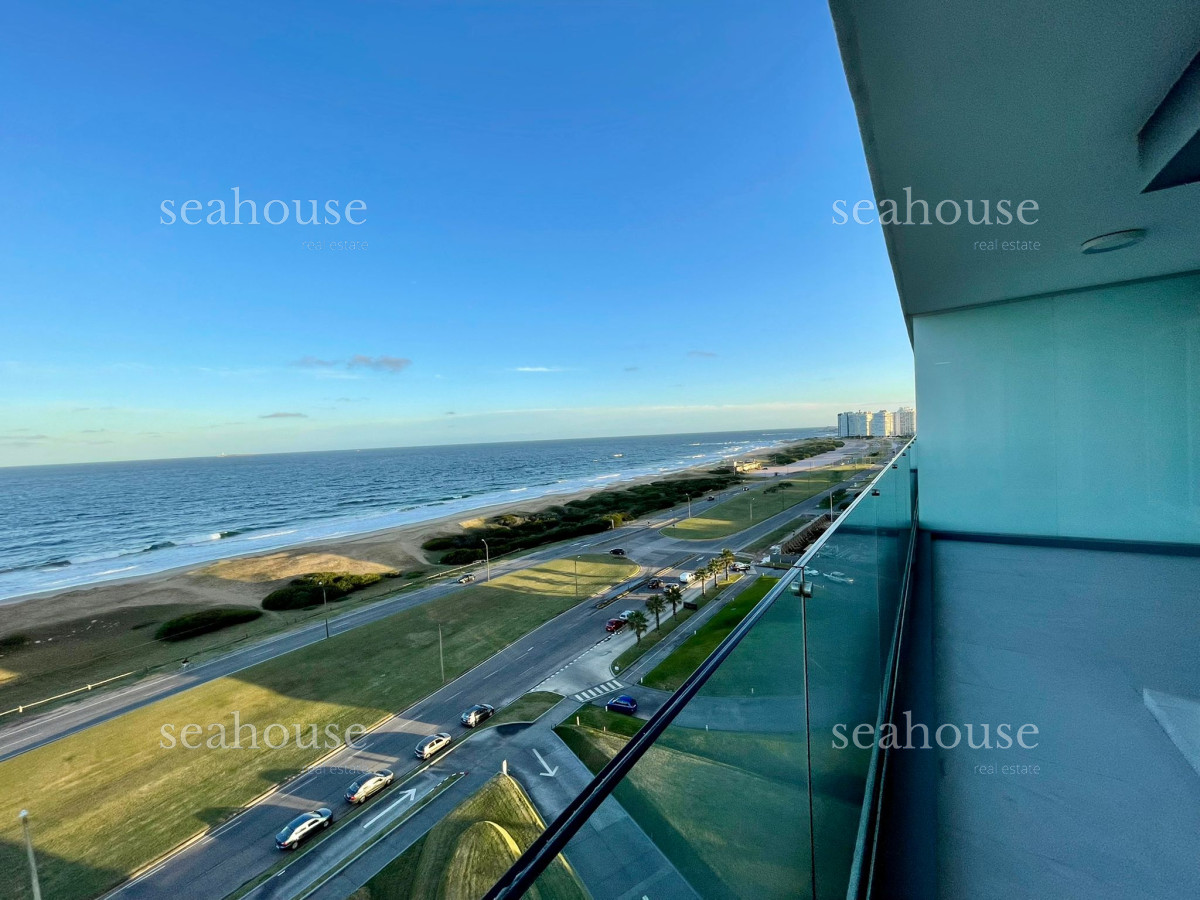 Apartamento Ref.741 - Le Parc 3 Departamento en Venta Punta del Este