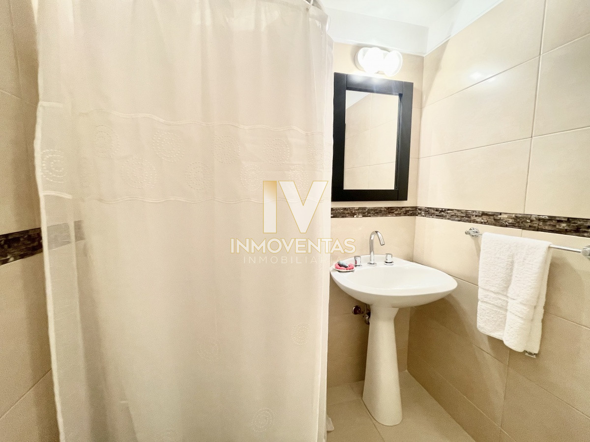 Apartamento ID.4559 - Fontemar Punta del Este Apartamento de 4 dormitorios con vista al puerto en venta