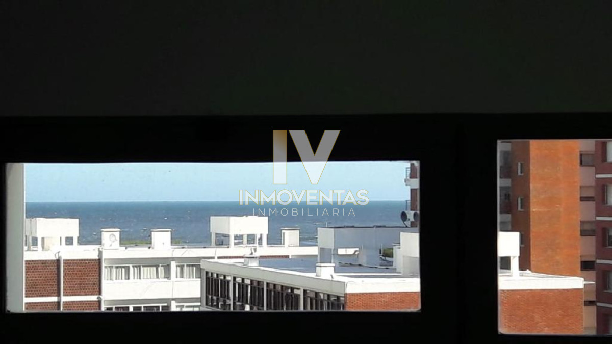 Apartamento ID.4672 - Apartamento de dos dormitorios en suite en Venta en Edificio Onix, Playa Brava