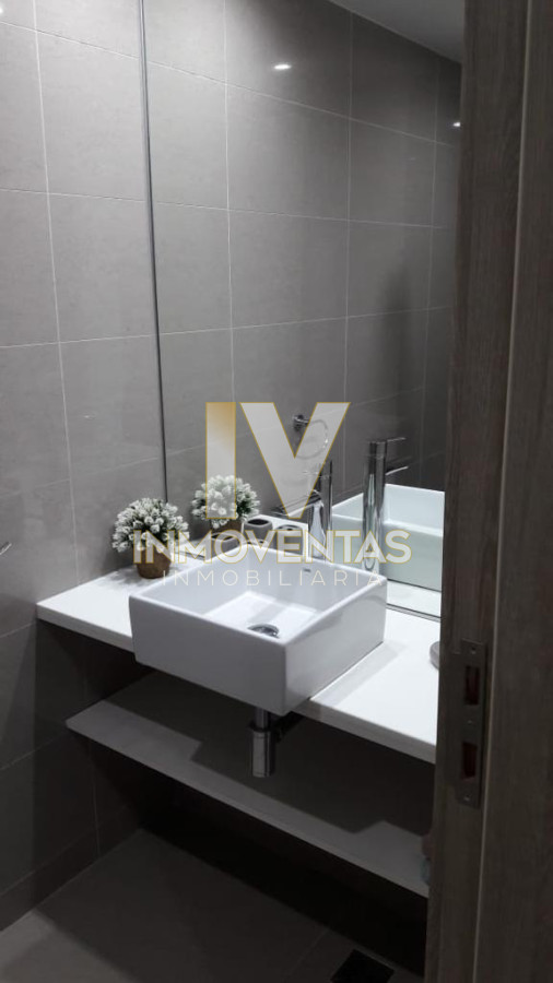 Apartamento ID.4672 - Apartamento de dos dormitorios en suite en Venta en Edificio Onix, Playa Brava