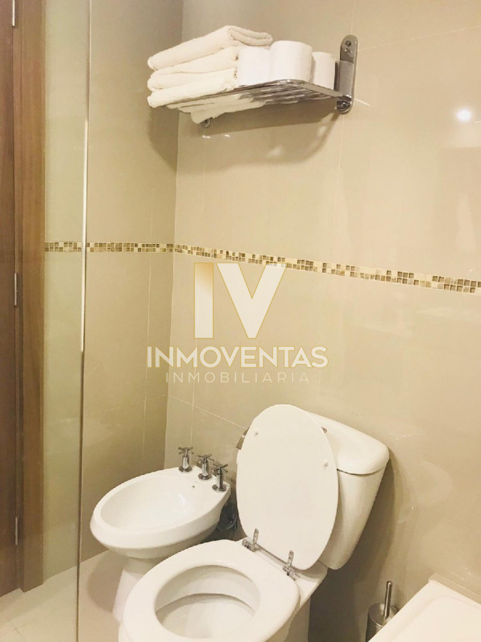 Apartamento ID.1336 - Moderno Apartamento de Dos Dormitorios con Balcón en Venta - Punta del Este