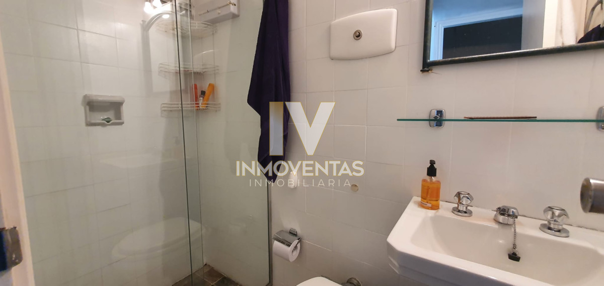 Apartamento ID.4625 - Venta departamento dos dormitorios con garage Península Punta del Este