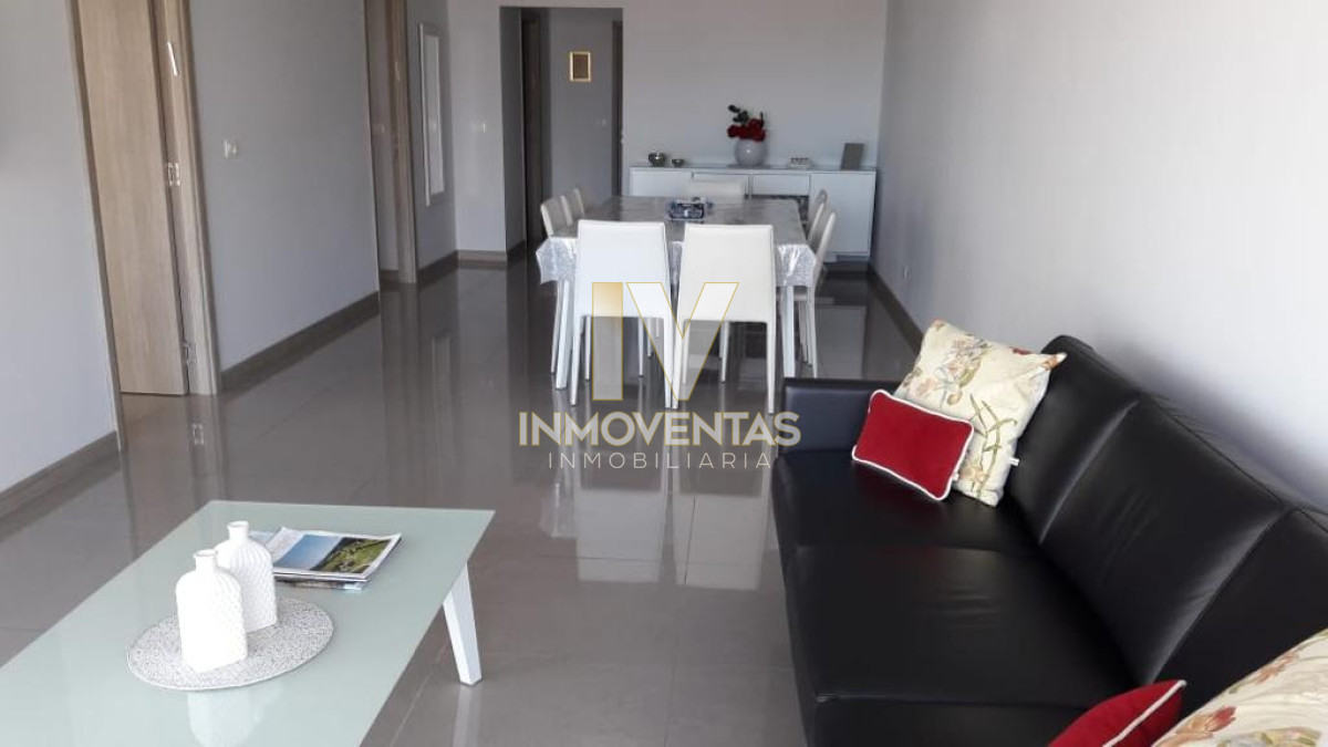 Apartamento ID.4672 - Apartamento de dos dormitorios en suite en Venta en Edificio Onix, Playa Brava