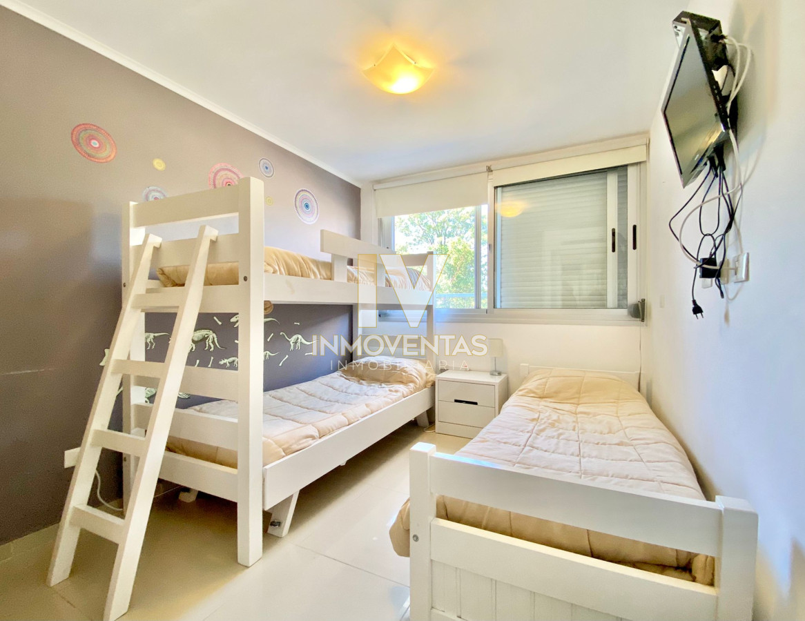 Apartamento ID.4629 - Apartamento en Venta Punta del Este Avda. Roosevelt