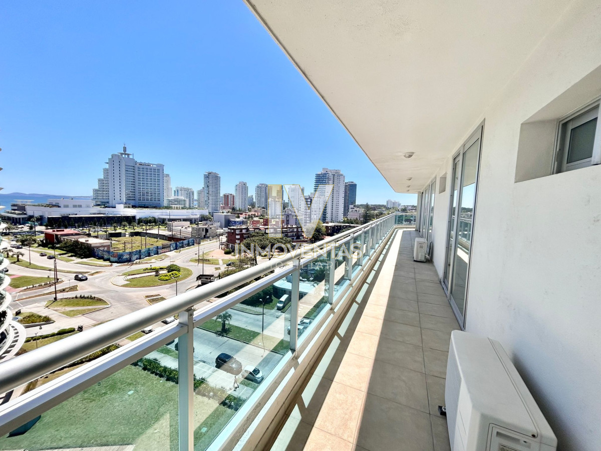 Apartamento ID.4707 - Moderno apartamento en venta de 3 dormitorios.