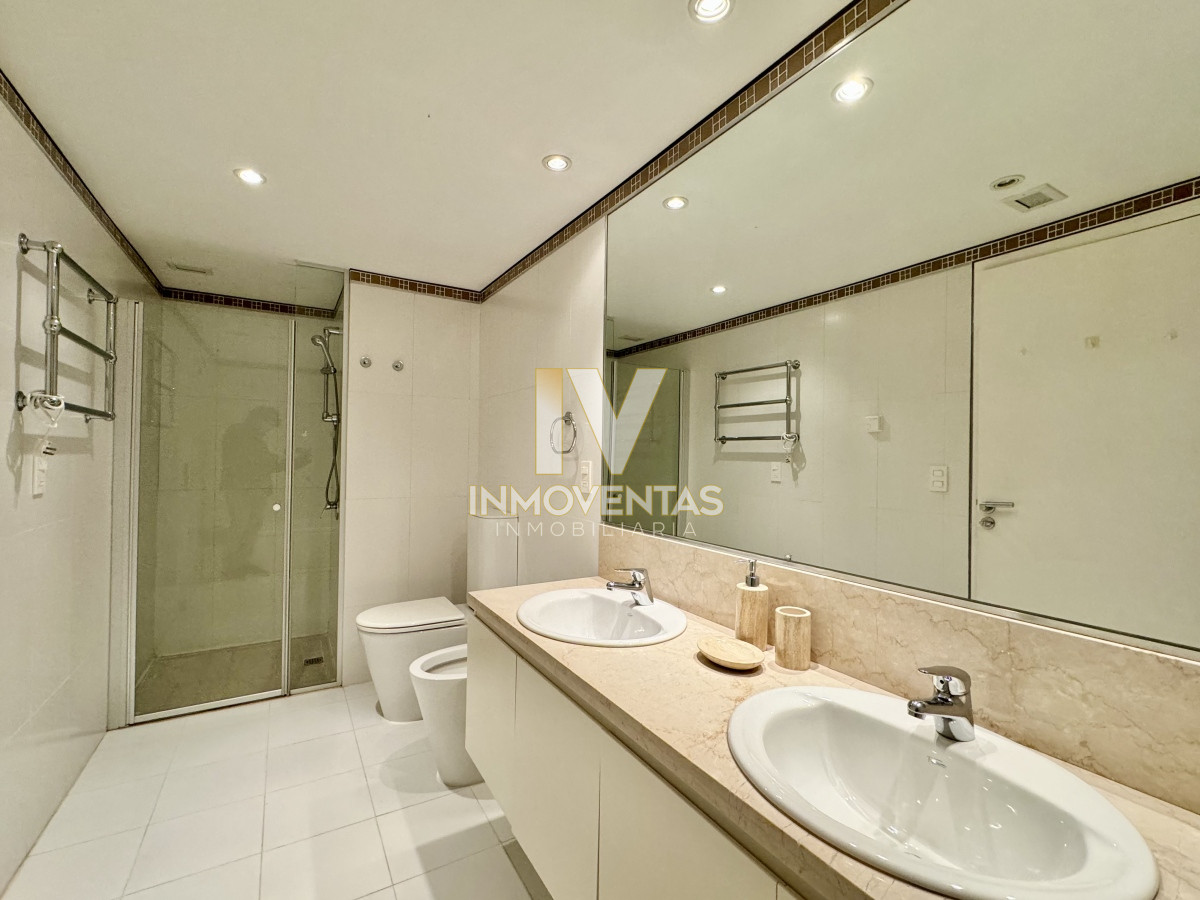 Apartamento ID.186 - Apartamento Alquiler Le Parc I - Punta del Este