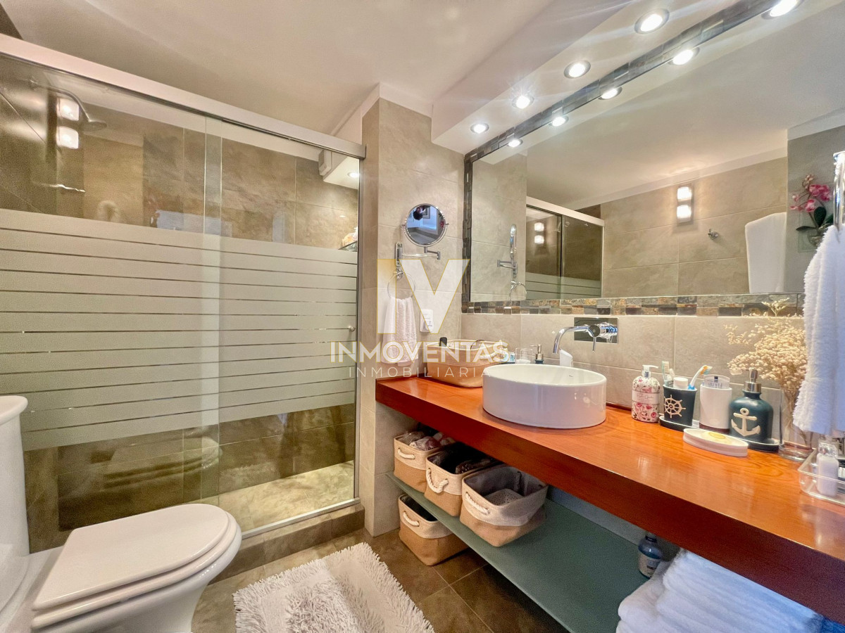 Apartamento ID.4560 - Apartamento en venta en Península con impresionantes vistas.