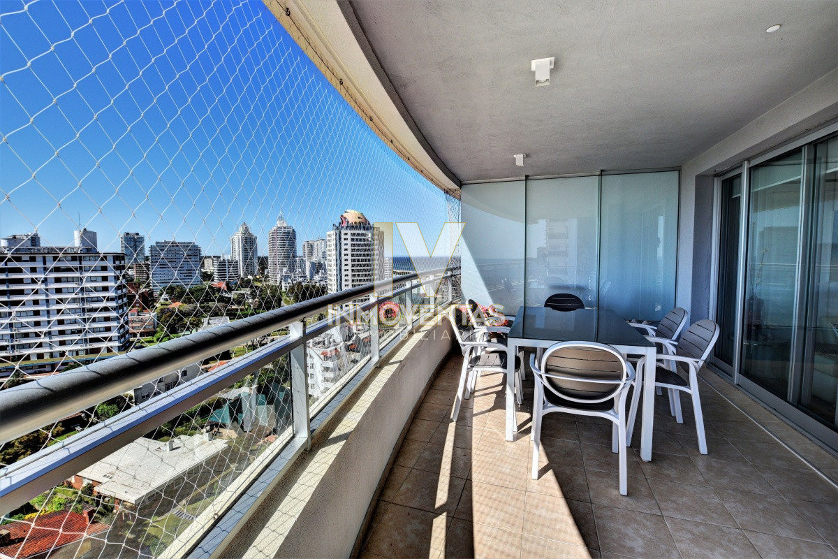 Apartamento ID.4569 - Apartamento en Forest Tower II + Punta del Este