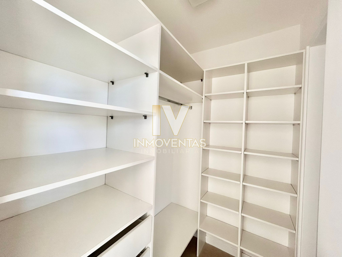 Apartamento ID.4707 - Moderno apartamento en venta de 3 dormitorios.