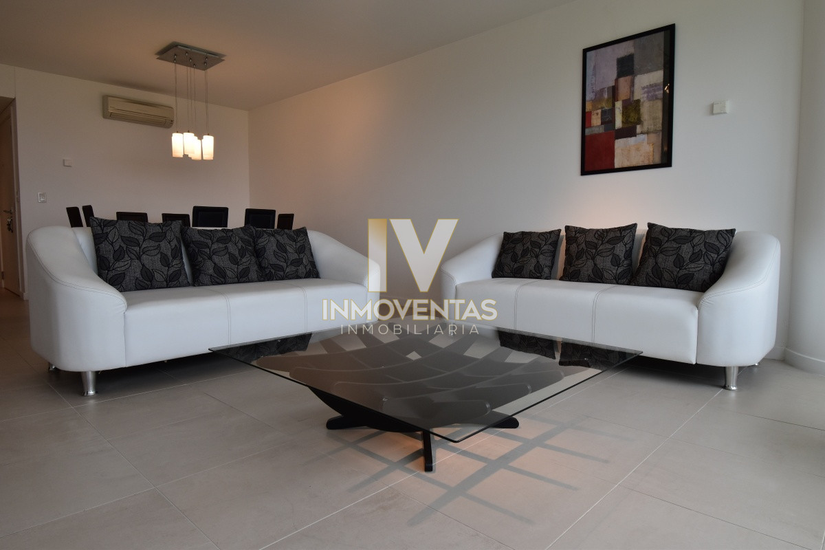 Apartamento ID.190 - Apartamento Alquiler Le Parc II, Punta del Este 