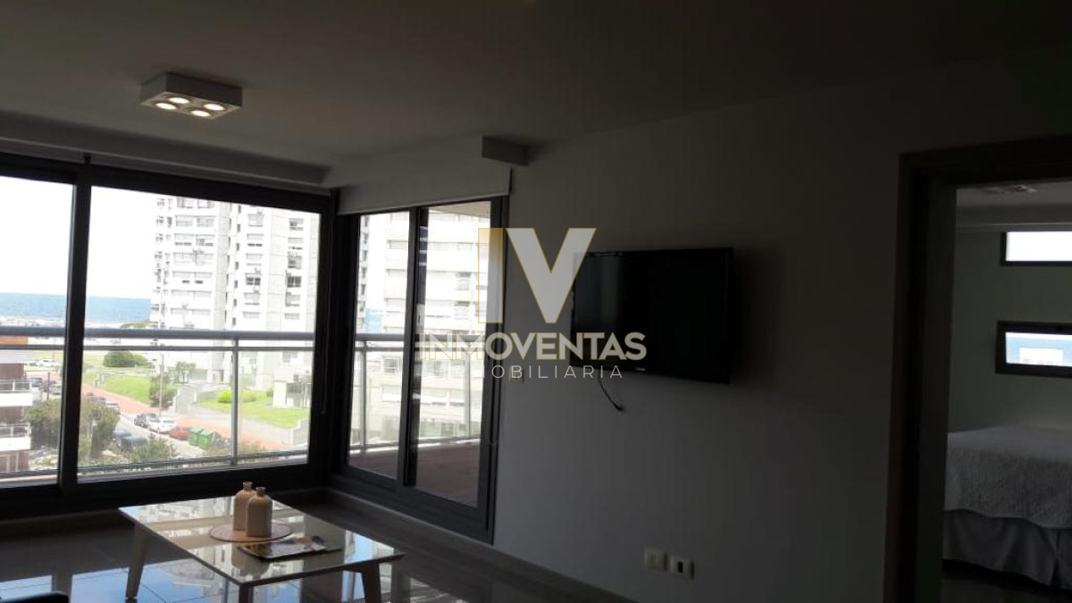 Apartamento ID.4672 - Apartamento de dos dormitorios en suite en Venta en Edificio Onix, Playa Brava
