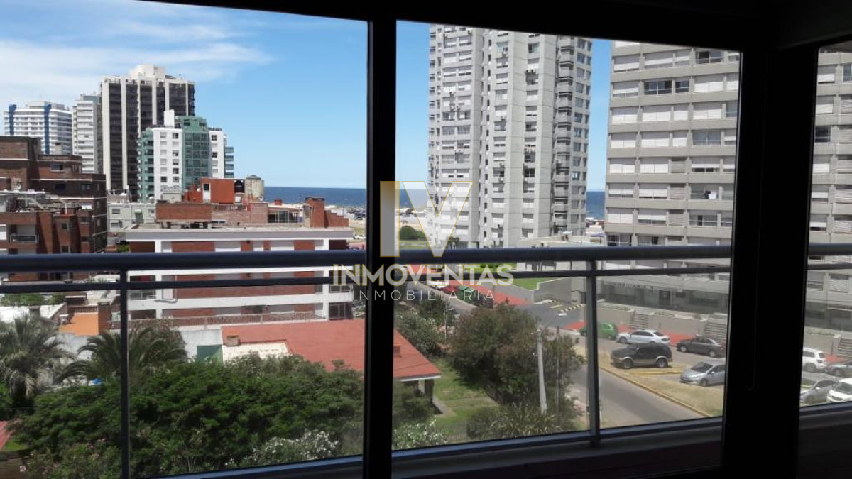 Apartamento ID.4672 - Apartamento de dos dormitorios en suite en Venta en Edificio Onix, Playa Brava