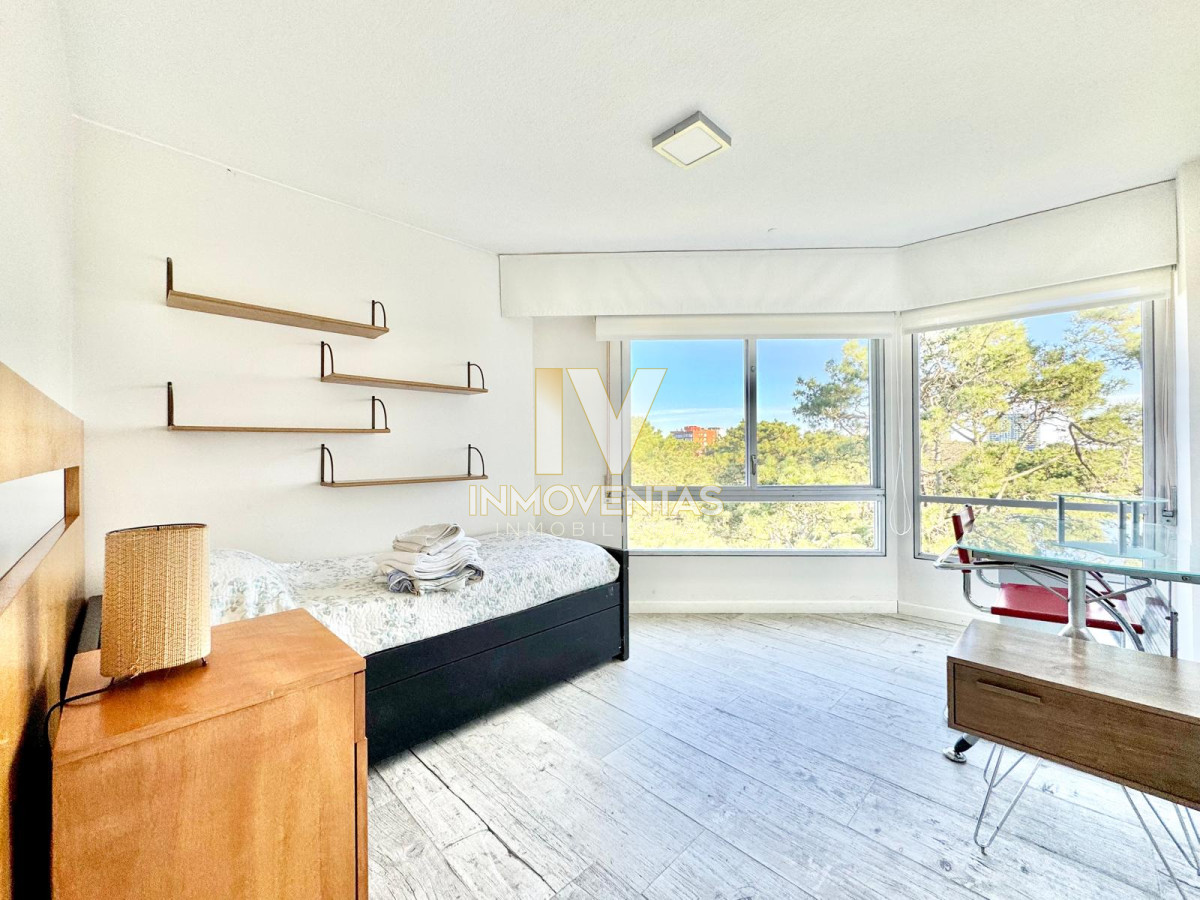 Apartamento ID.4705 - Apartamento en Bora Bora 3 Dormitorios y Dependencia