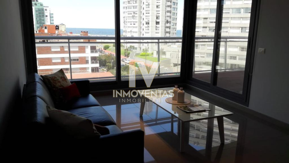 Apartamento ID.4672 - Apartamento de dos dormitorios en suite en Venta en Edificio Onix, Playa Brava