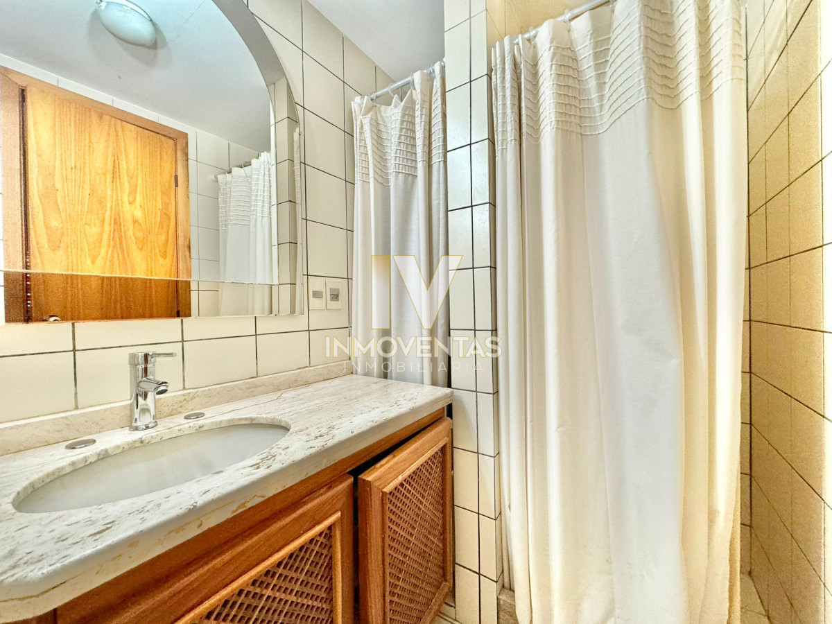 Apartamento ID.4628 - Apartamento de dos dormitorios en venta Playa Mansa