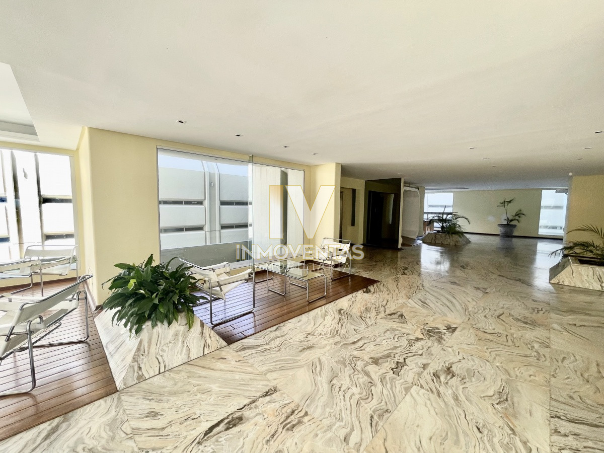 Apartamento ID.4559 - Fontemar Punta del Este Apartamento de 4 dormitorios con vista al puerto en venta