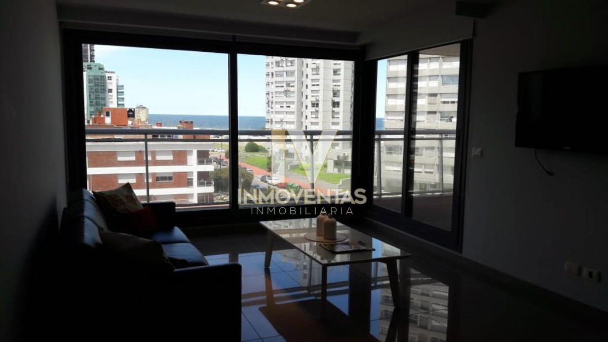 Apartamento ID.4672 - Apartamento de dos dormitorios en suite en Venta en Edificio Onix, Playa Brava