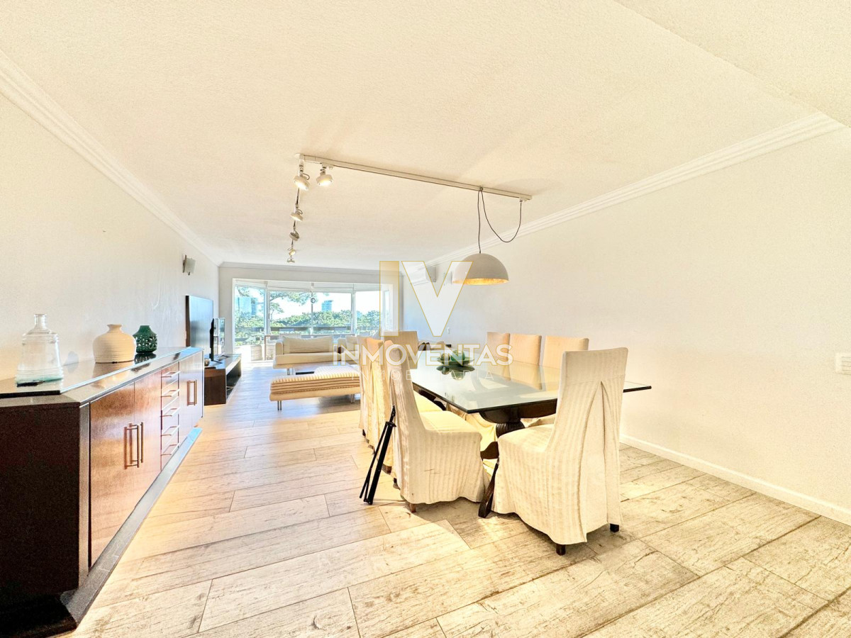 Apartamento ID.4705 - Apartamento en Bora Bora 3 Dormitorios y Dependencia