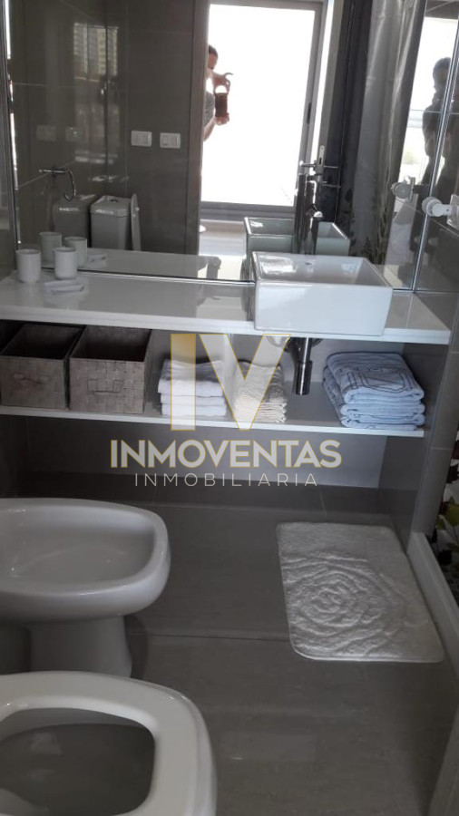 Apartamento ID.4672 - Apartamento de dos dormitorios en suite en Venta en Edificio Onix, Playa Brava