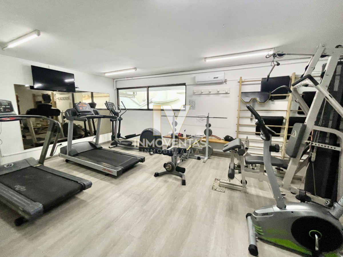 Apartamento ID.4559 - Fontemar Punta del Este Apartamento de 4 dormitorios con vista al puerto en venta