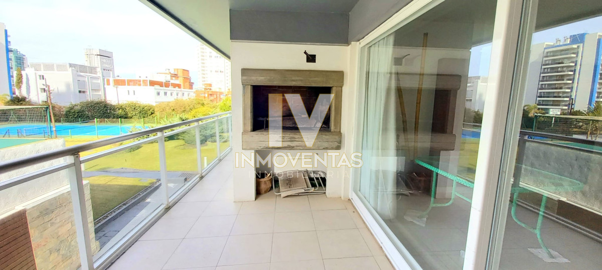 Apartamento ID.4704 - Apartamento en Brava, 3 dormitorios *