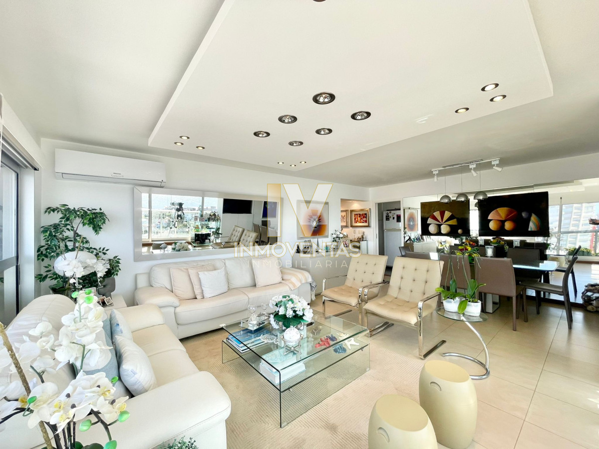 Apartamento ID.4560 - Apartamento en venta en Península con impresionantes vistas.