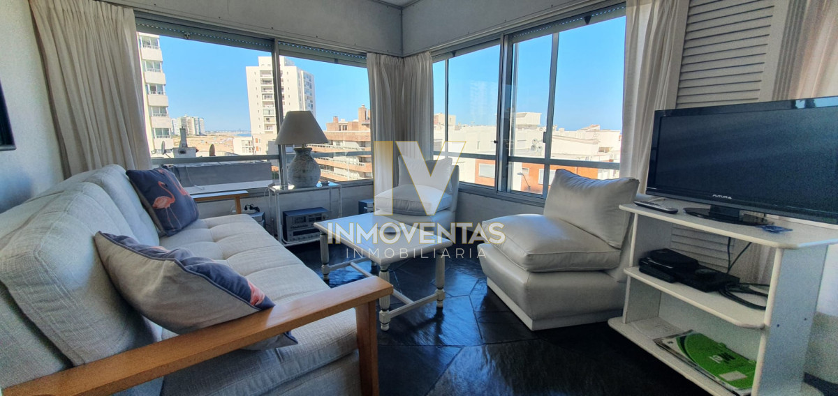 Apartamento ID.4625 - Venta departamento dos dormitorios con garage Península Punta del Este