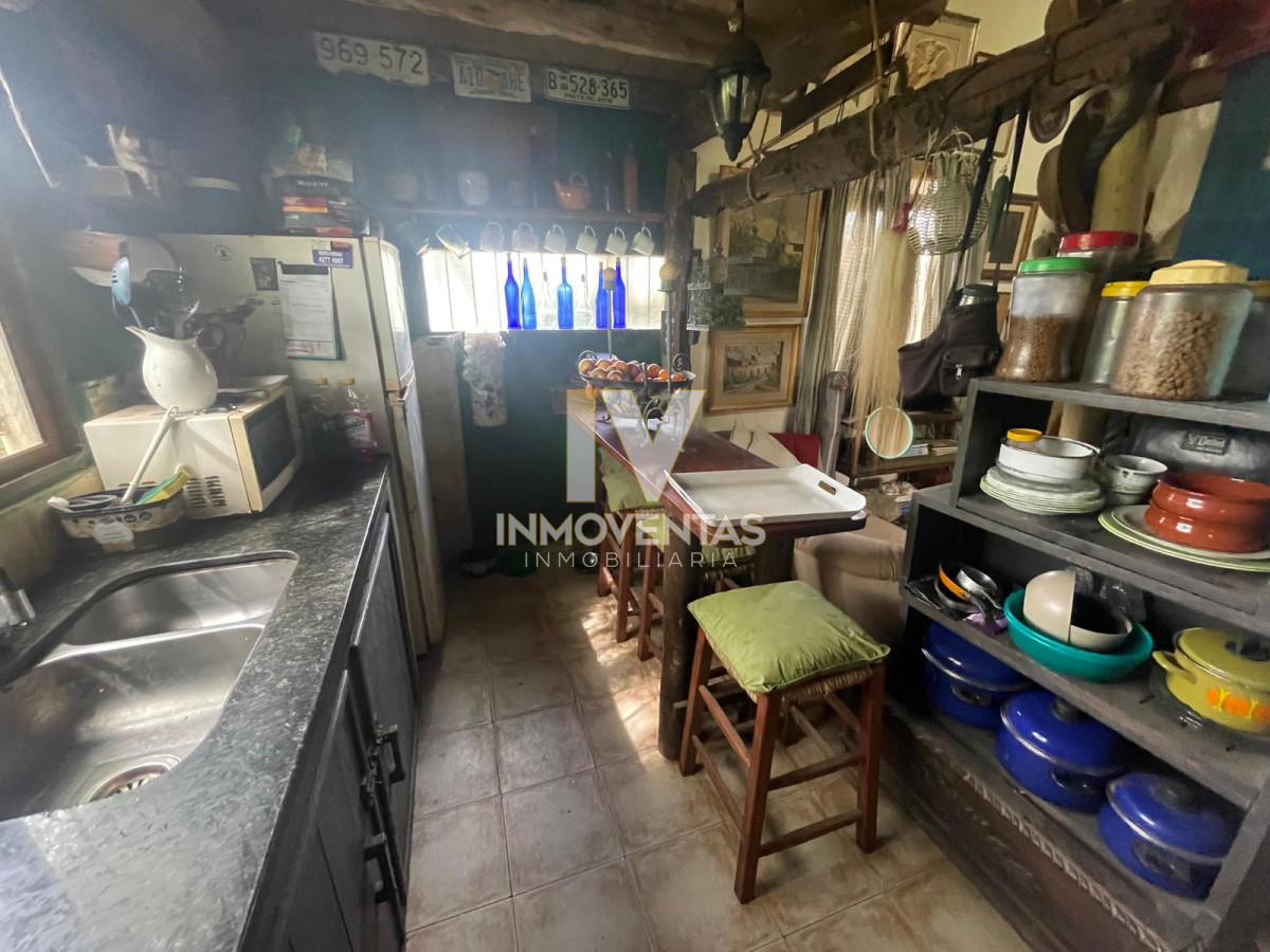 Casa ID.4653 - Casa en Balneario Buenos Aires con muy lindo jardín