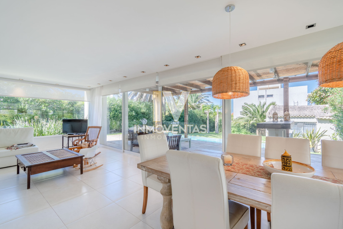 Casa ID.4713 - Casa en el Puerto de Punta del Este en Venta