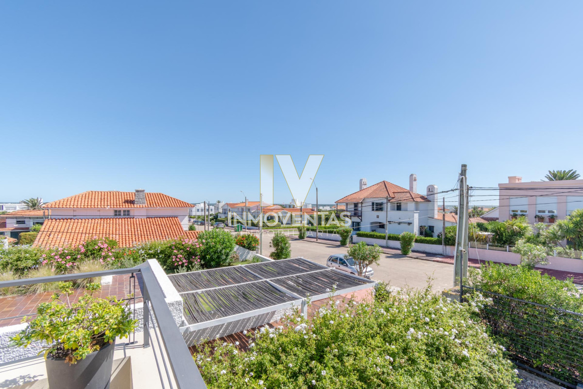 Casa ID.4713 - Casa en el Puerto de Punta del Este en Venta