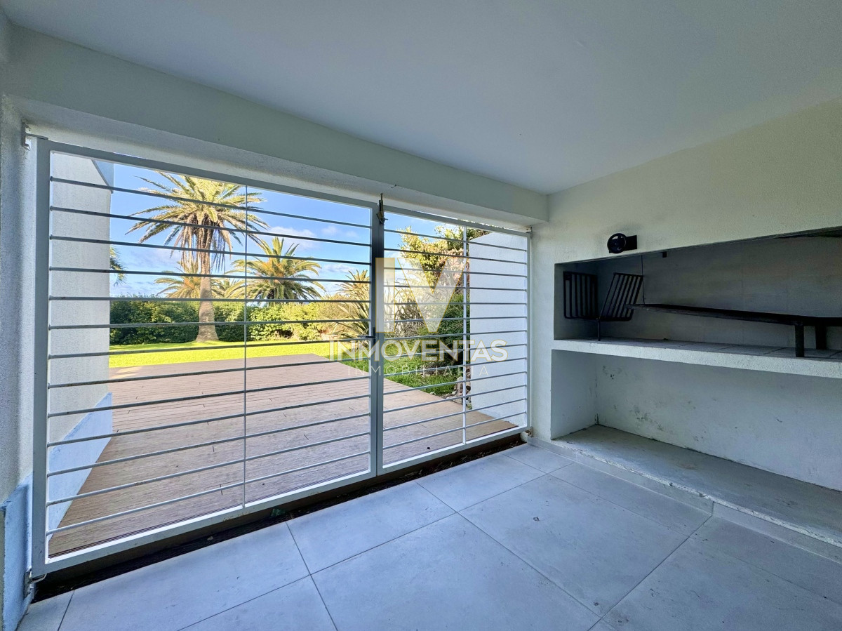 Casa ID.4716 - Casa de 4 dormitorios en venta en Península, Punta del Este.