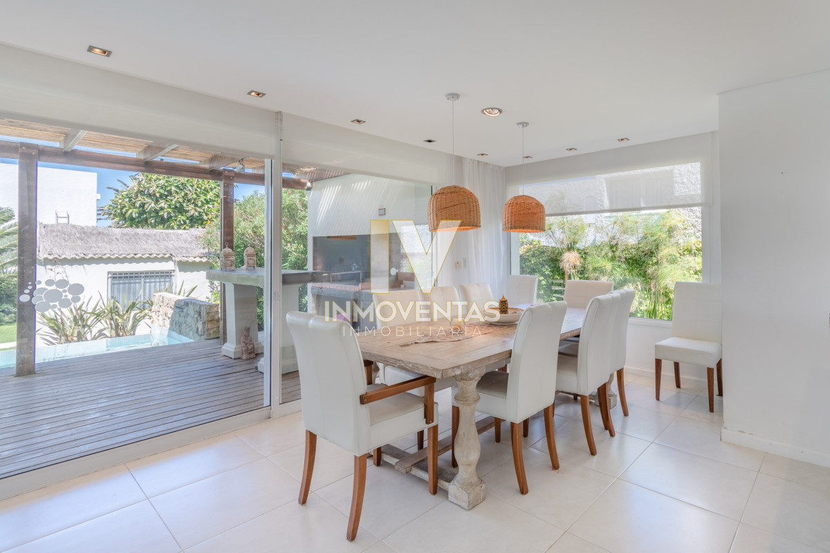 Casa ID.4713 - Casa en el Puerto de Punta del Este en Venta