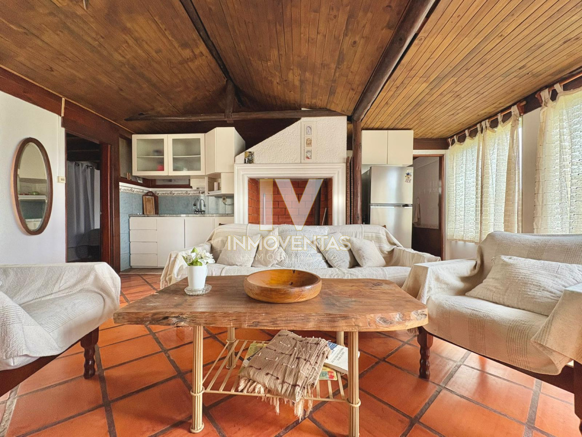 Casa ID.4717 - Casa de cuatro dormitorios en Manantiales