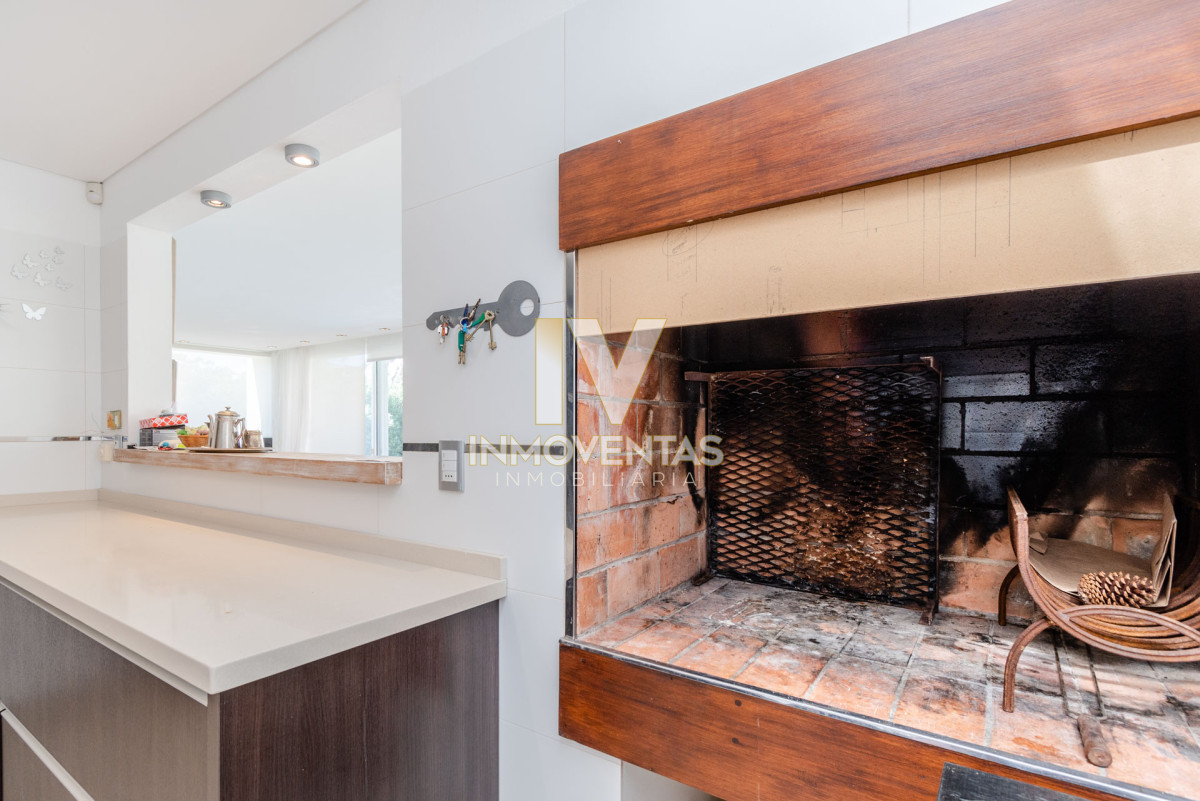 Casa ID.4713 - Casa en el Puerto de Punta del Este en Venta