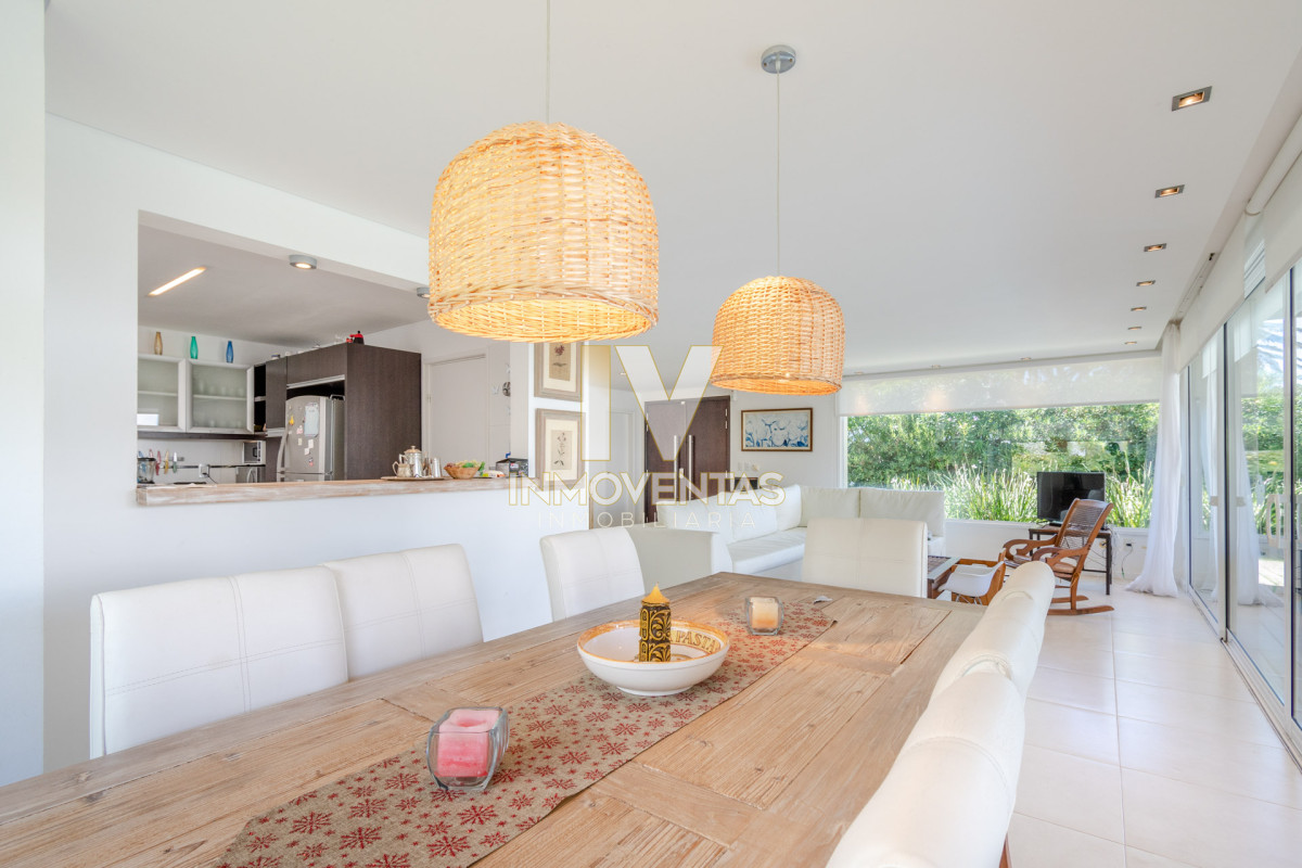 Casa ID.4713 - Casa en el Puerto de Punta del Este en Venta