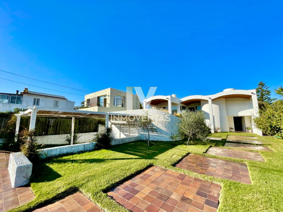 Casa ID.4715 - Casa en Faro de Punta del Este 