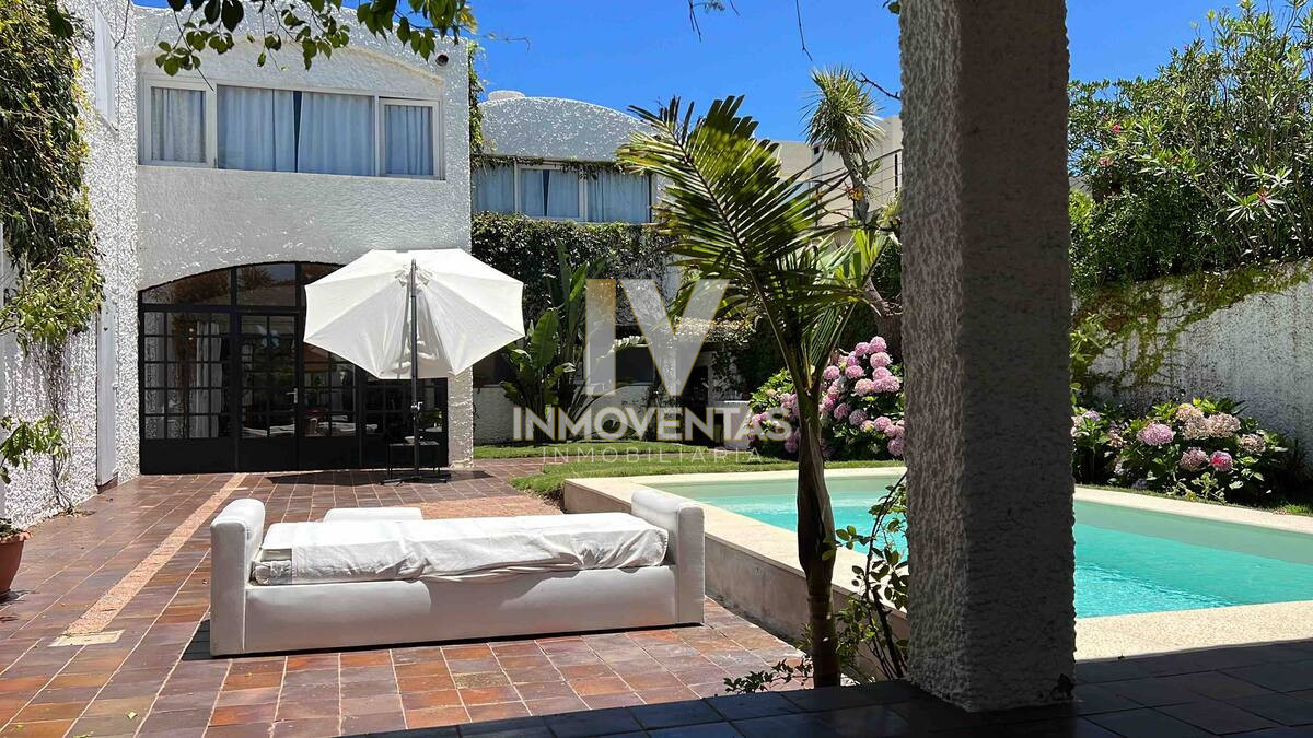 Casa ID.4715 - Casa en Faro de Punta del Este 