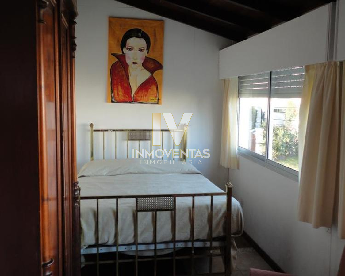 Casa ID.1309 - Venta y alquiler temporario de gran casa en Pinares a una cuadra de la Playa