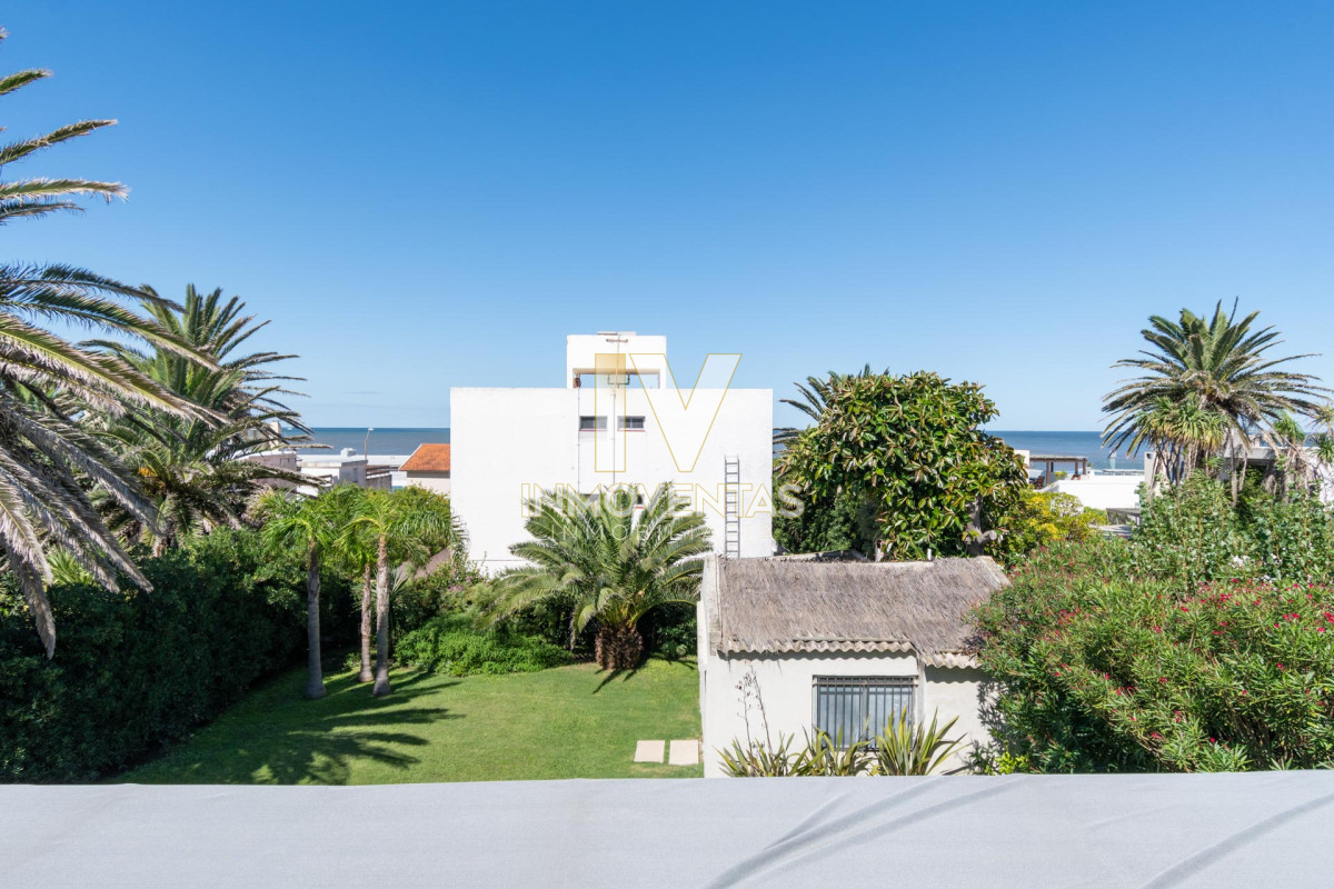 Casa ID.4713 - Casa en el Puerto de Punta del Este en Venta