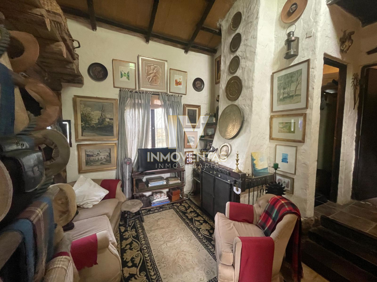 Casa ID.4653 - Casa en Balneario Buenos Aires con muy lindo jardín