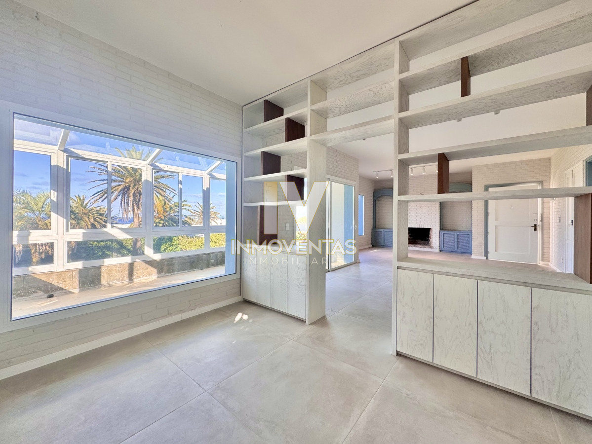 Casa ID.4716 - Casa de 4 dormitorios en venta en Península, Punta del Este.