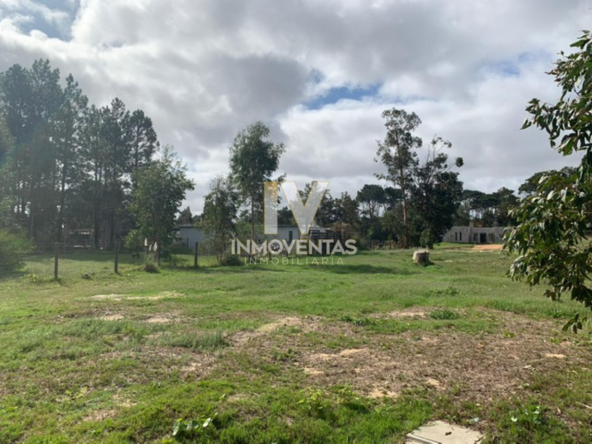 Terreno ID.1579 - Lote en venta Barrio Privado La Residence, Punta del Este.
