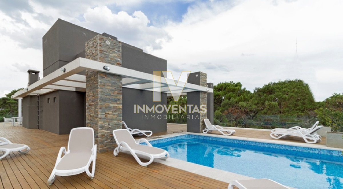Apartamento ID.1336 - Moderno Apartamento de Dos Dormitorios con Balcón en Venta - Punta del Este