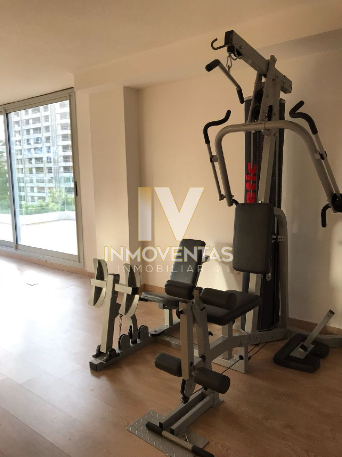 Apartamento ID.1336 - Moderno Apartamento de Dos Dormitorios con Balcón en Venta - Punta del Este