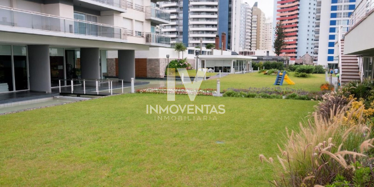 Apartamento ID.4449 - Torre Manhattan Punta del Este Apartamento en Venta