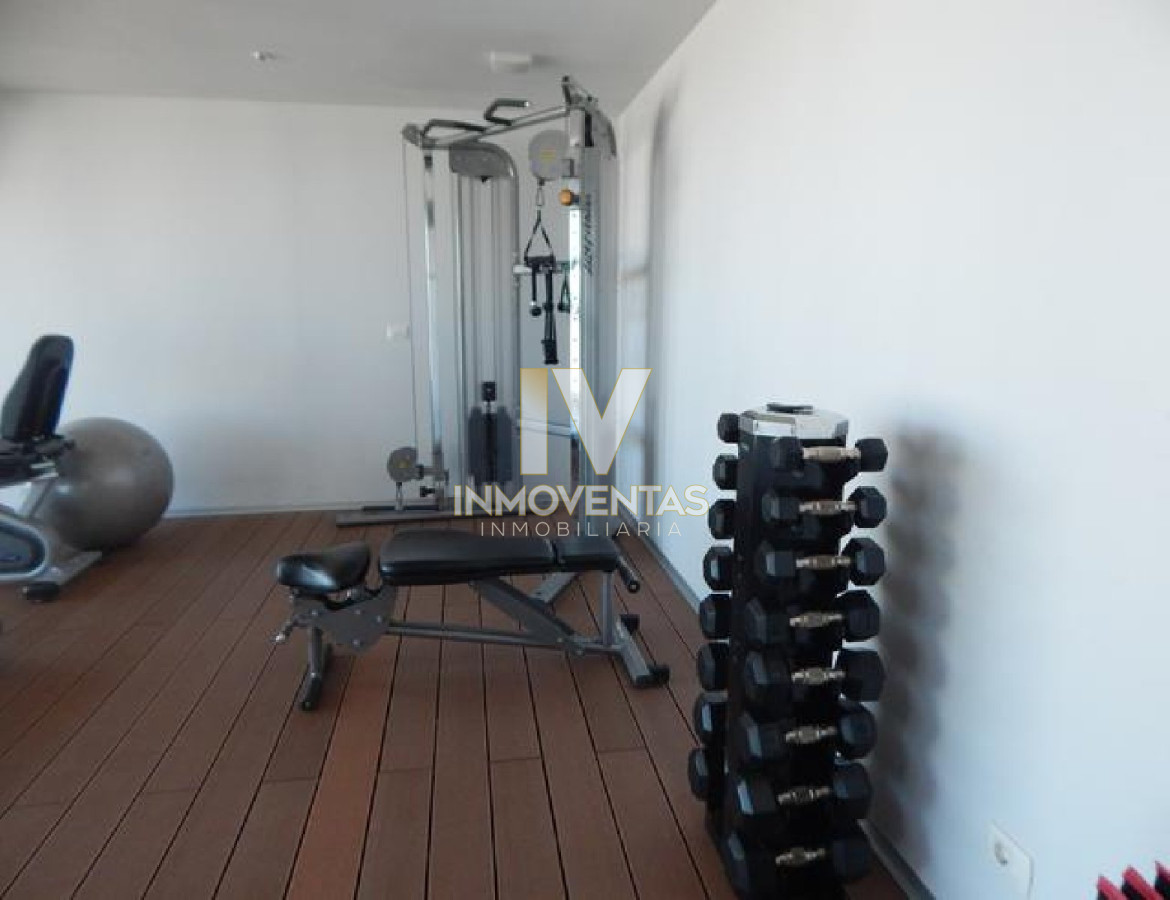 Apartamento ID.4672 - Apartamento de dos dormitorios en suite en Venta en Edificio Onix, Playa Brava