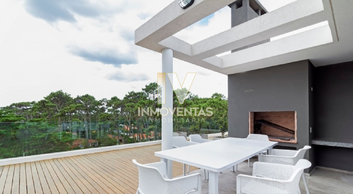 Apartamento ID.1336 - Moderno Apartamento de Dos Dormitorios con Balcón en Venta - Punta del Este